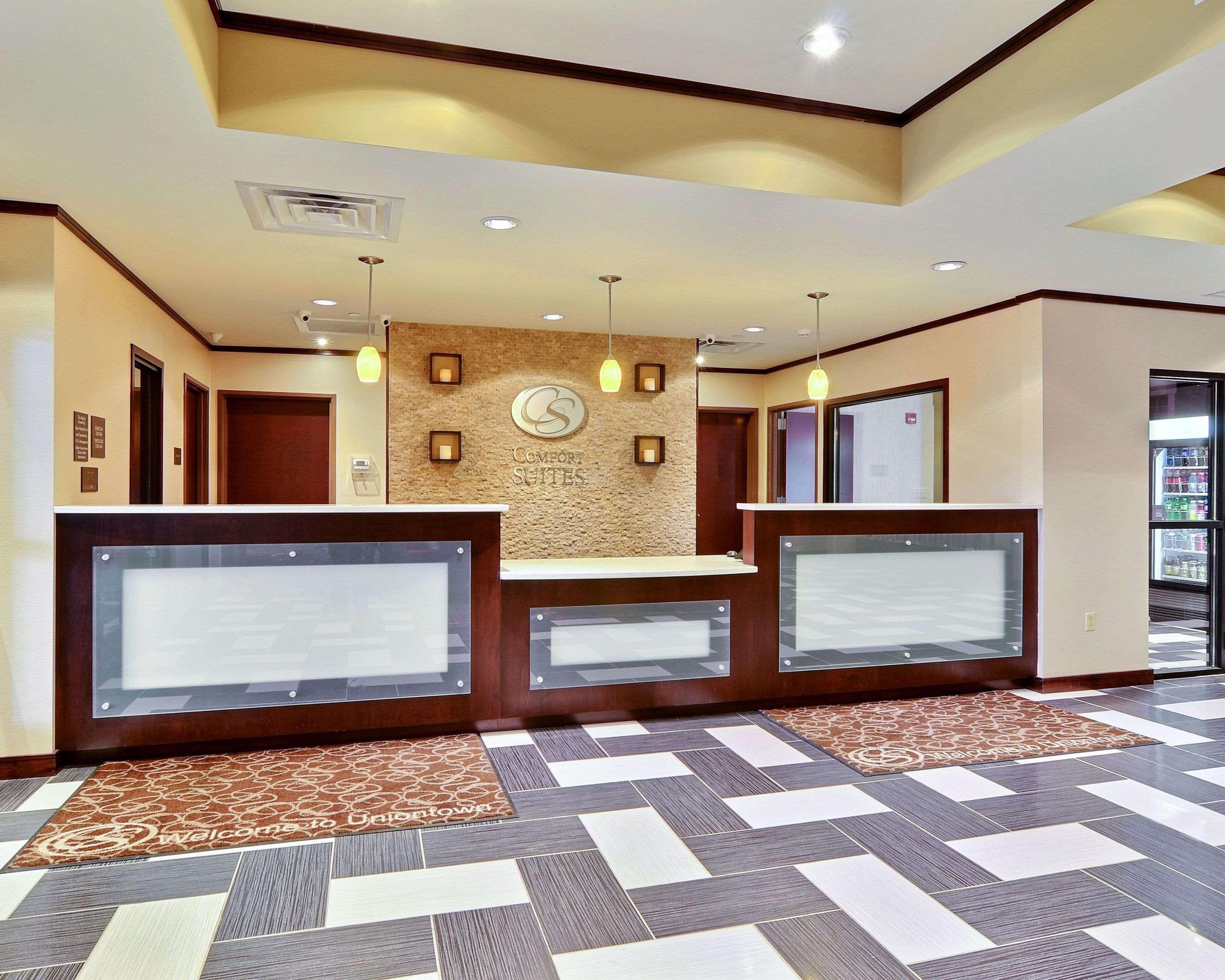 Comfort Suites Uniontown Exteriör bild