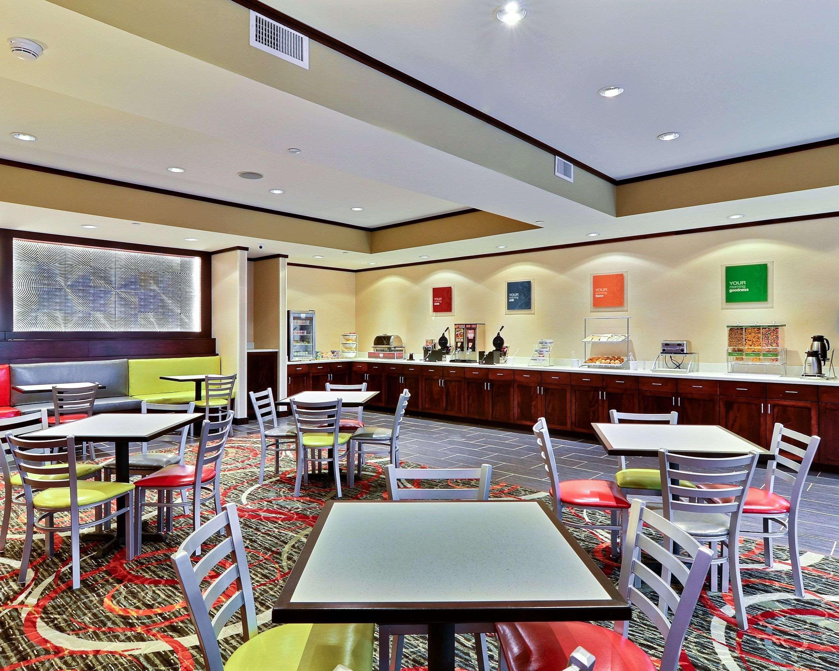 Comfort Suites Uniontown Exteriör bild