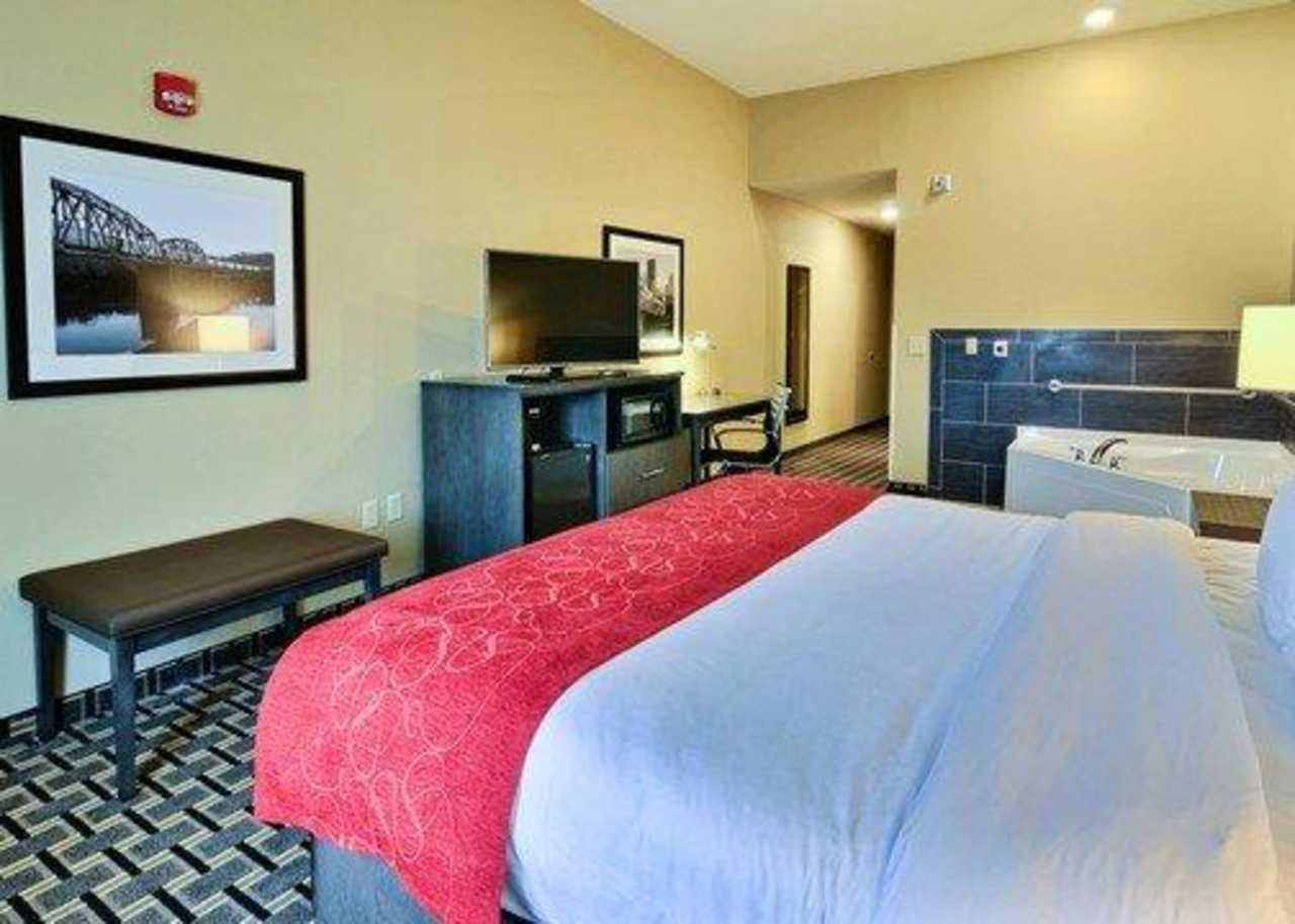 Comfort Suites Uniontown Exteriör bild