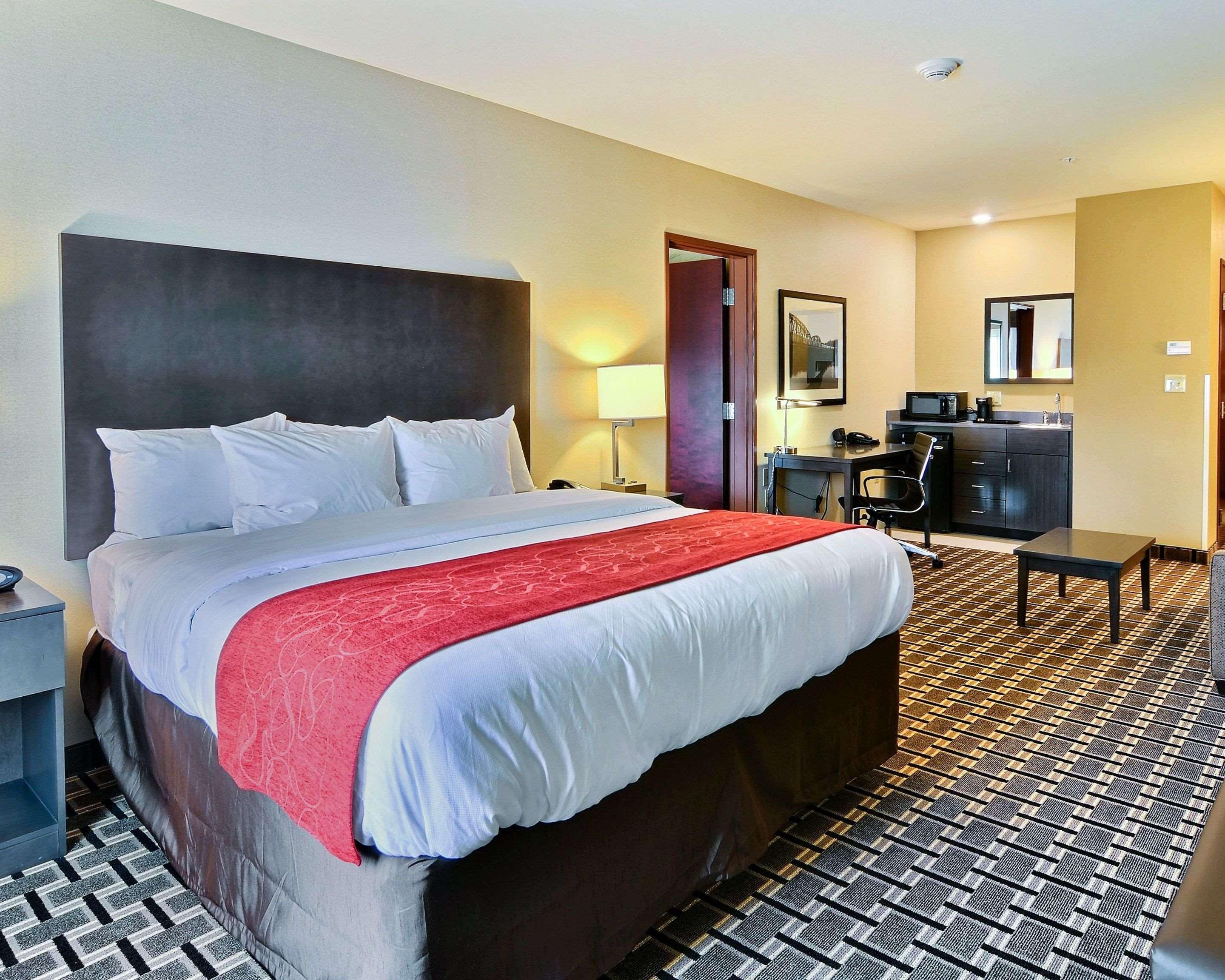 Comfort Suites Uniontown Exteriör bild