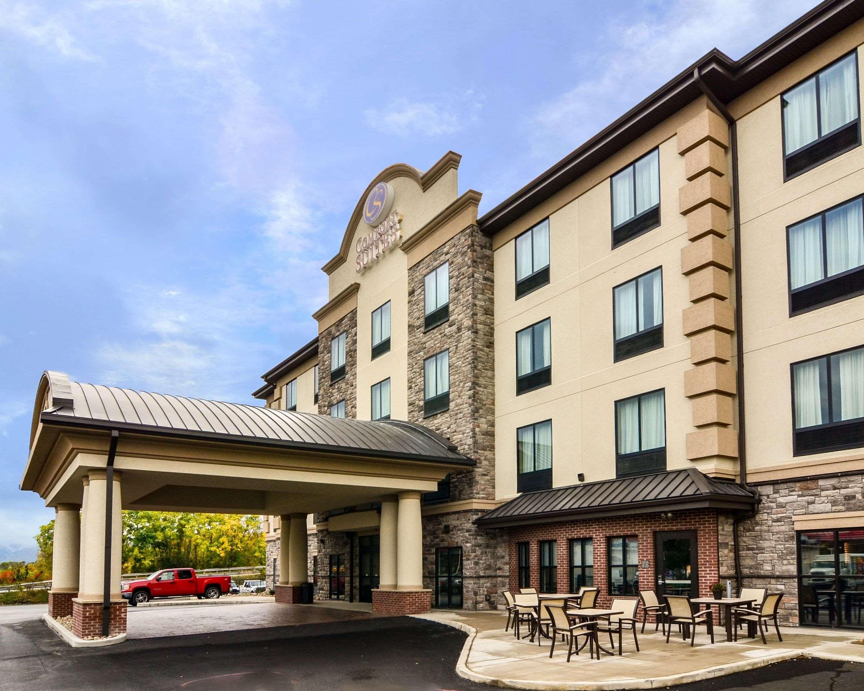 Comfort Suites Uniontown Exteriör bild