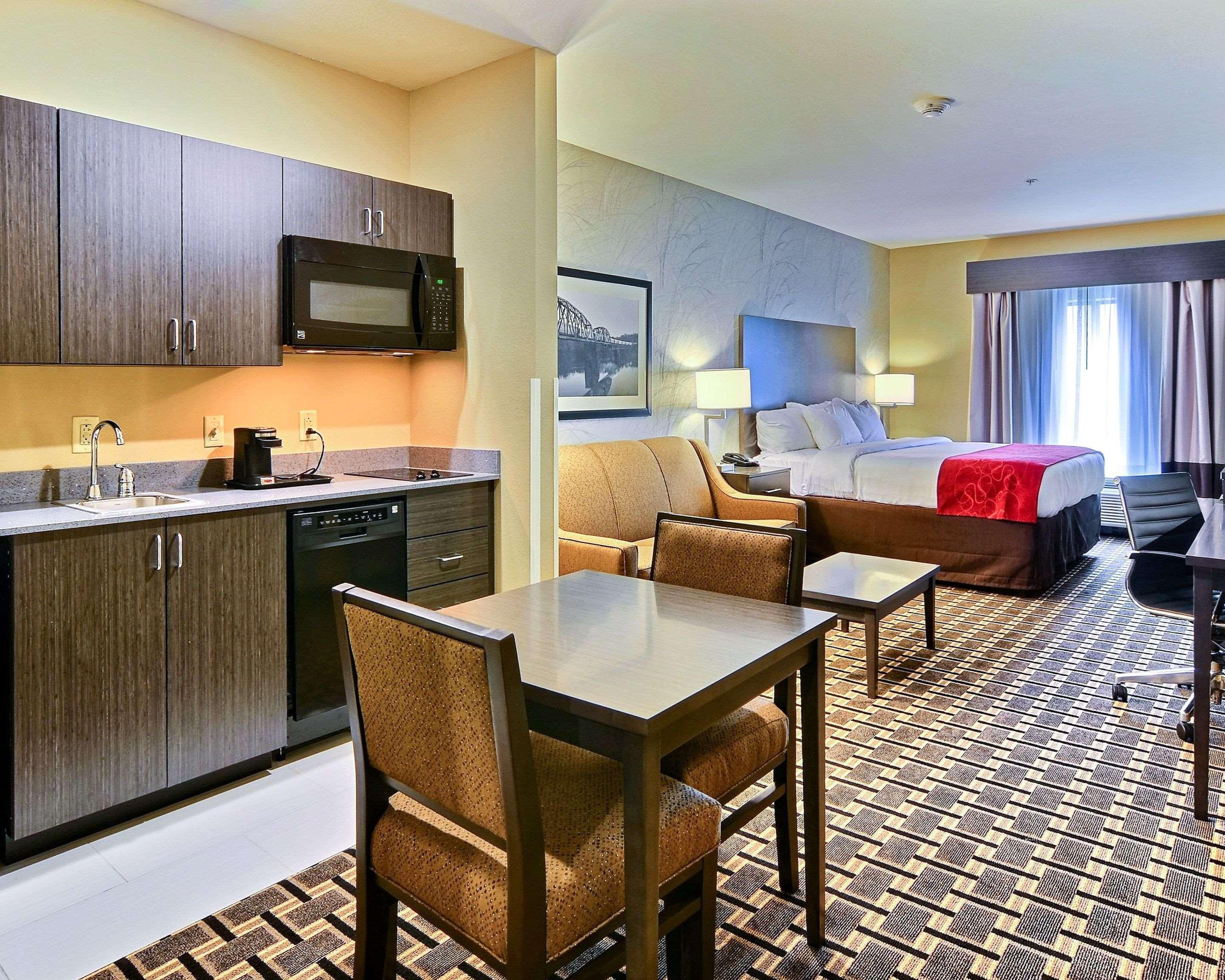 Comfort Suites Uniontown Exteriör bild